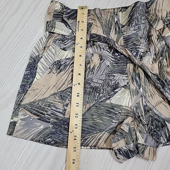 L'agence Shorts Womens 6 Green Belted High Waisted Silk Palms Camo Luxury - Picture 11 of 12